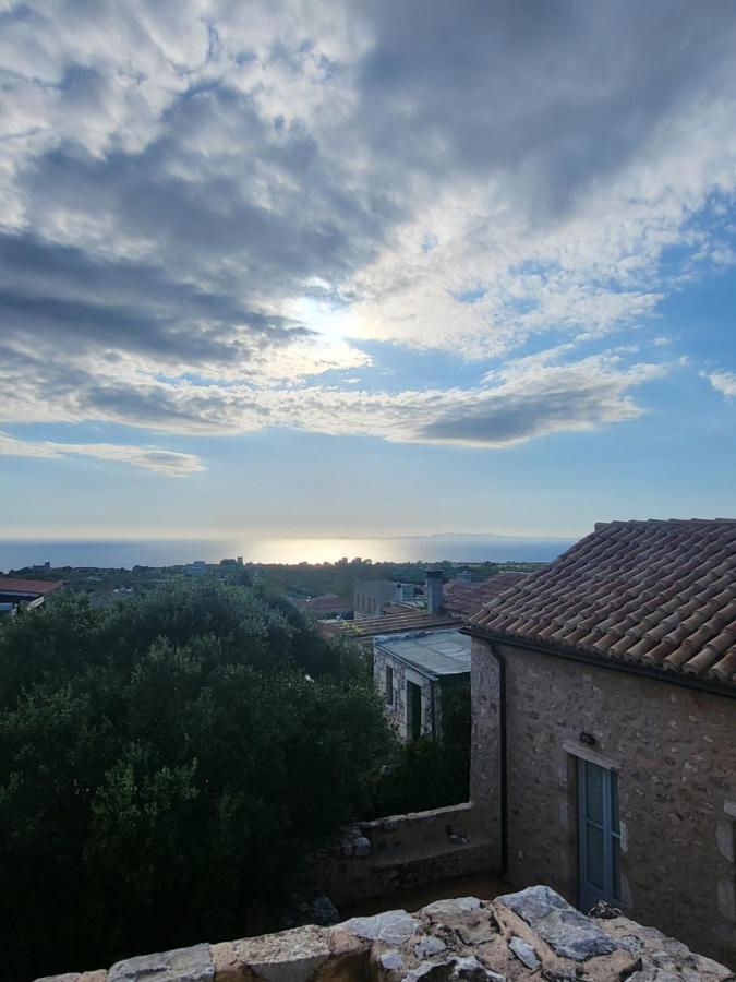 Appartamento Balcony&Tower Areopoli Esterno foto